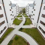 Platan Apartman *