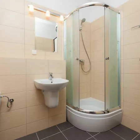 Apartment Platan *