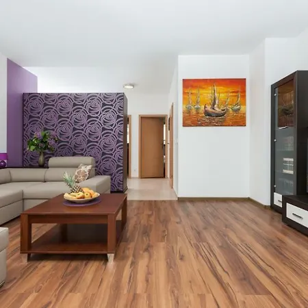 Platan * 斯维诺乌伊希切