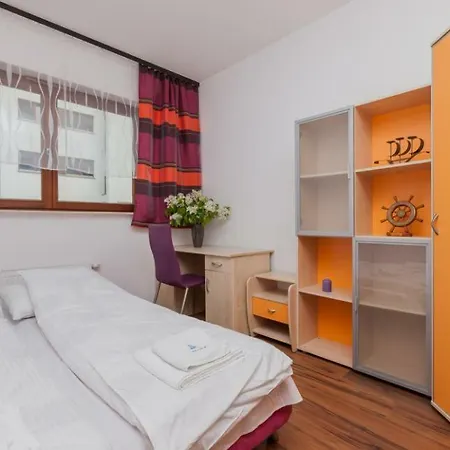Platan Apartment *