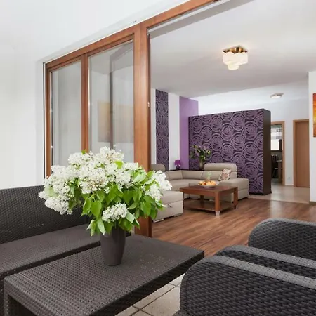 Platan Apartment