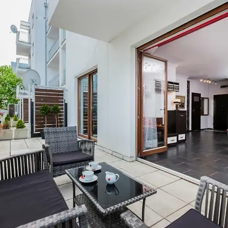 Platan Apartment *