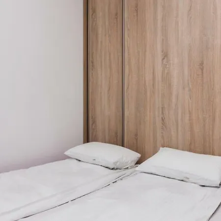 Platan 公寓 斯维诺乌伊希切